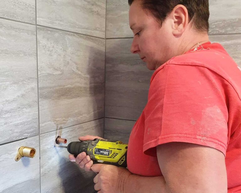 Sally King fitting shower