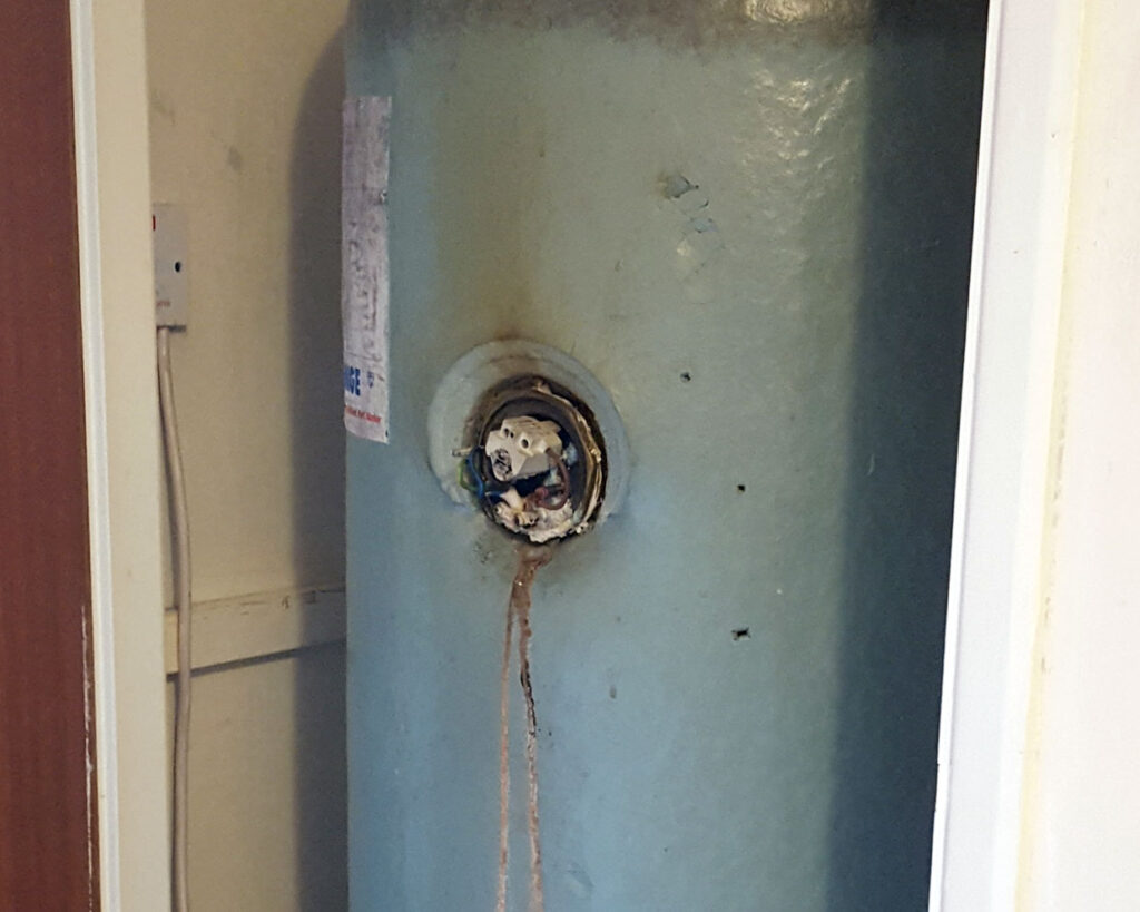 Replace broken cylinder